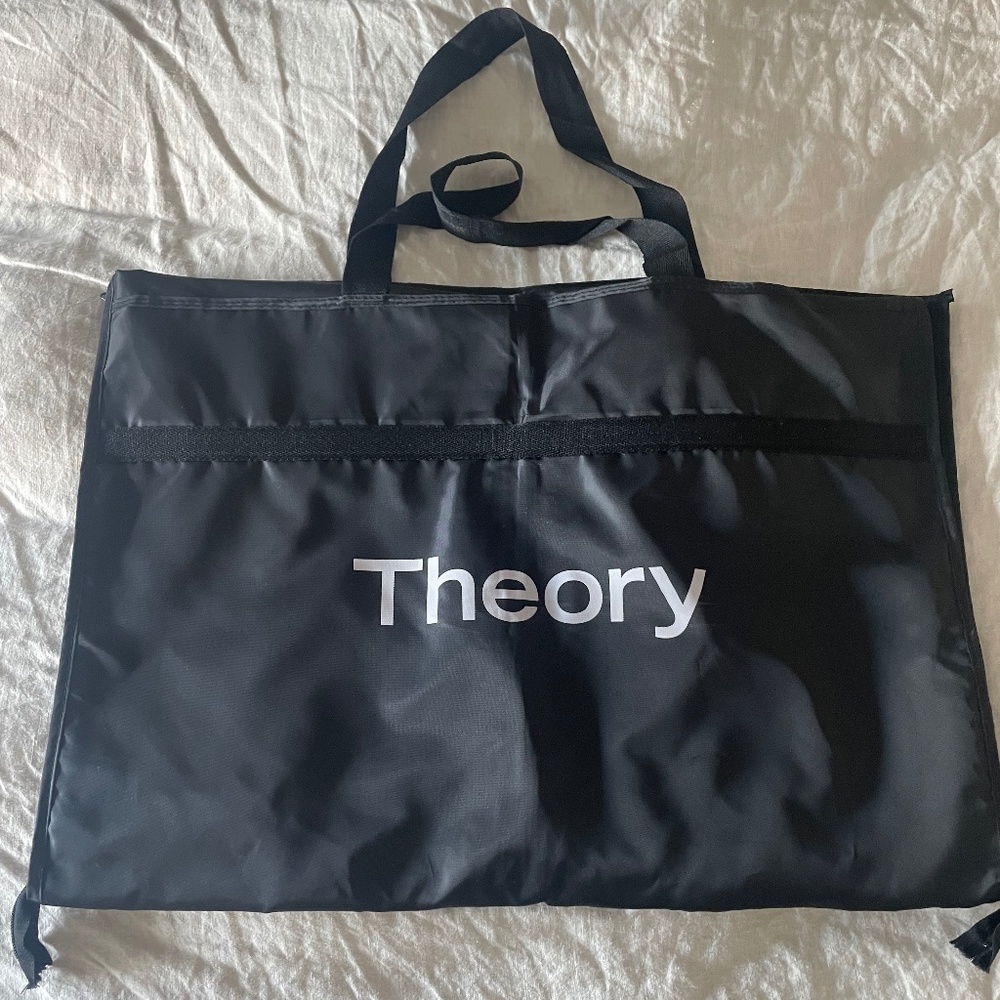 Hangable Theory travel garment bag